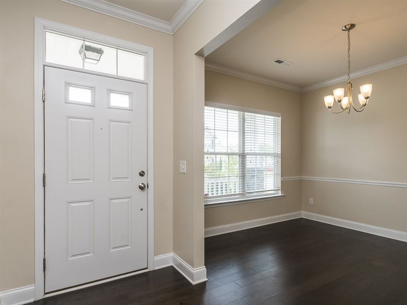 3231 Diana Cir, Burlington, NC 27215