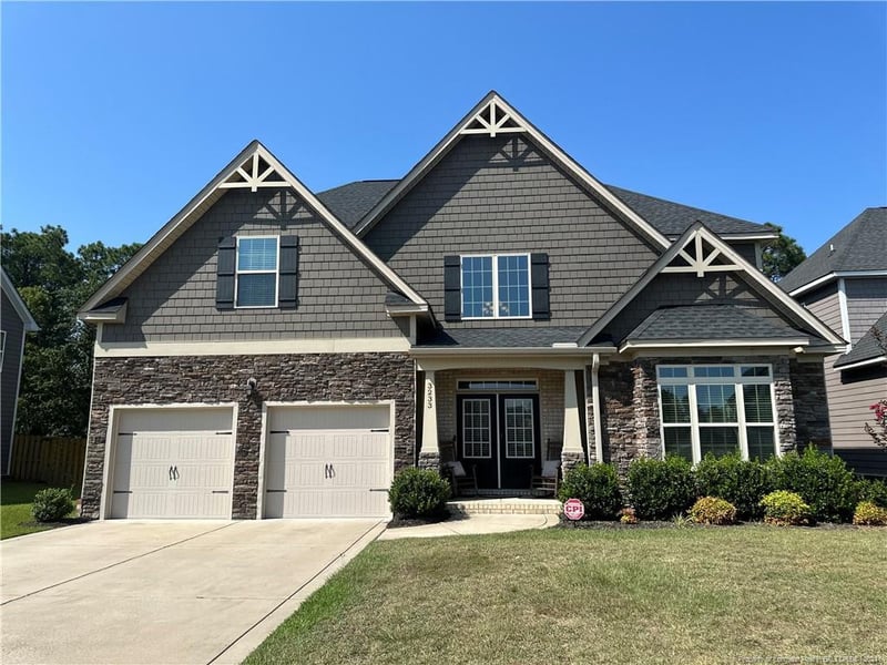 3233 Cragburn Pl, Fayetteville, NC 28306