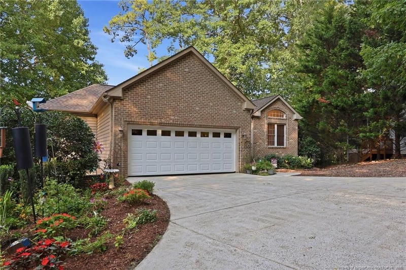 3233 Leicester Cir, Sanford, NC 27332