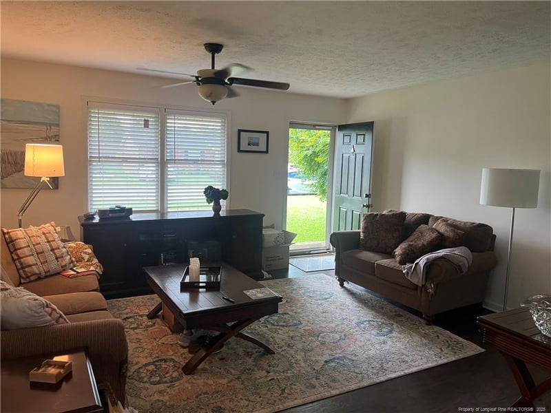 3235 Glenmore Dr, Hope Mills, NC 28348