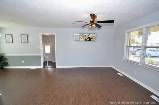 3235 Glenmore Dr, Hope Mills, NC 28348