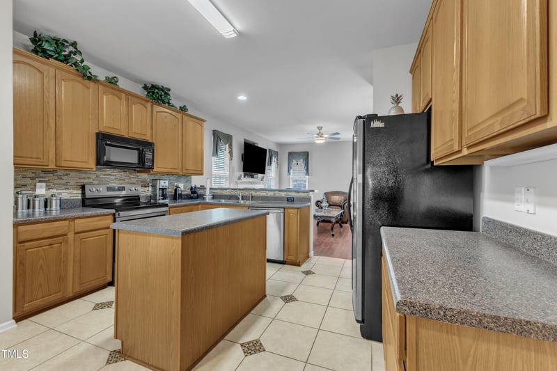 3236 Forest Mill Cir, Raleigh, NC 27616