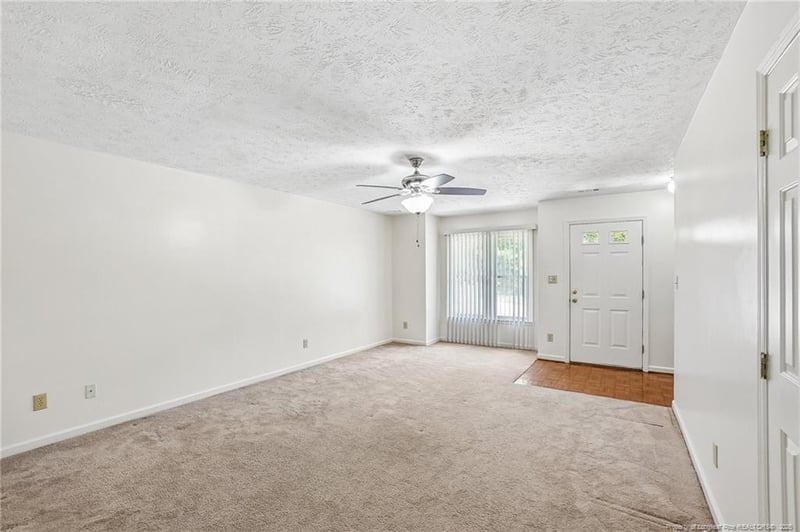 3238 Melba Dr, Fayetteville, NC 28301