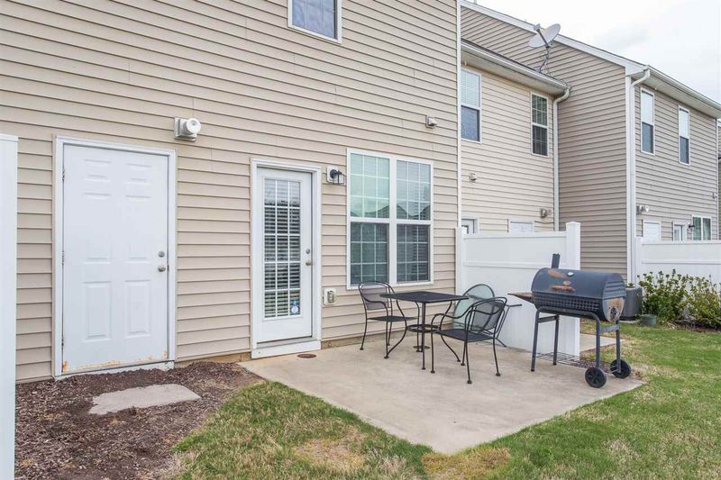 3238 Warm Springs Ln, Raleigh, NC 27610