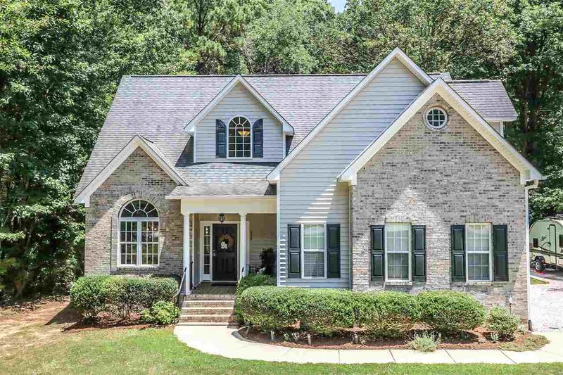 324 Albemarle Dr, Clayton, NC 27527