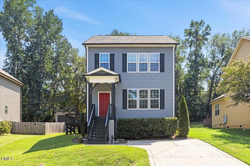 324 Chamberlain Dr, Clayton, NC 27527