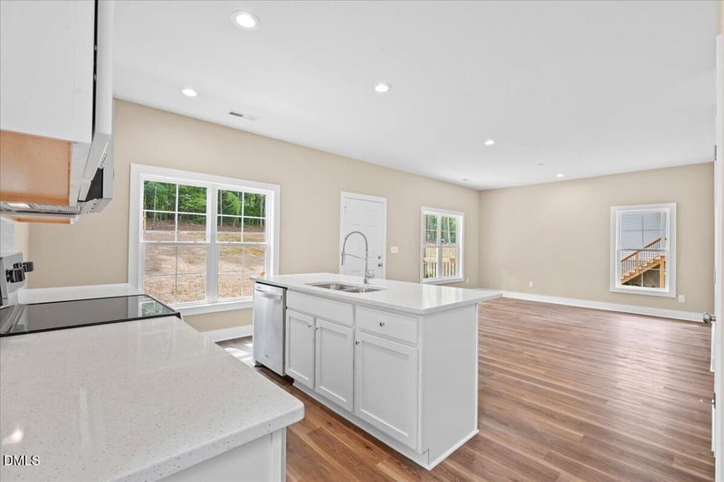 324 Chartres St, Fuquay Varina, NC 27526