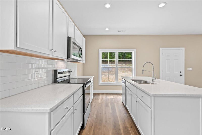 324 Chartres St, Fuquay Varina, NC 27526