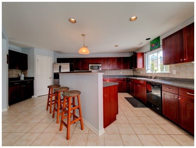 324 Coalyard Dr, Garner, NC 27529