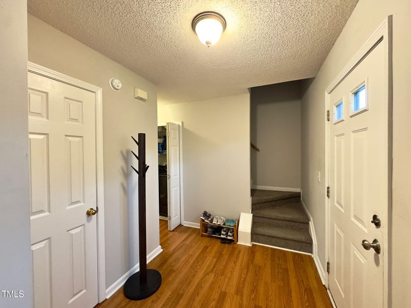 324 Downing Glen Dr, Morrisville, NC 27560