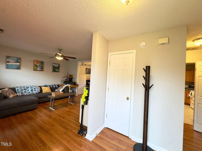 324 Downing Glen Dr, Morrisville, NC 27560