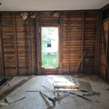 324 Harnett St, Benson, NC 27504