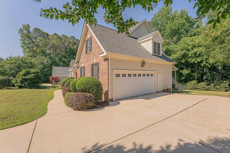324 Heather Bluffs Dr, Garner, NC 27529