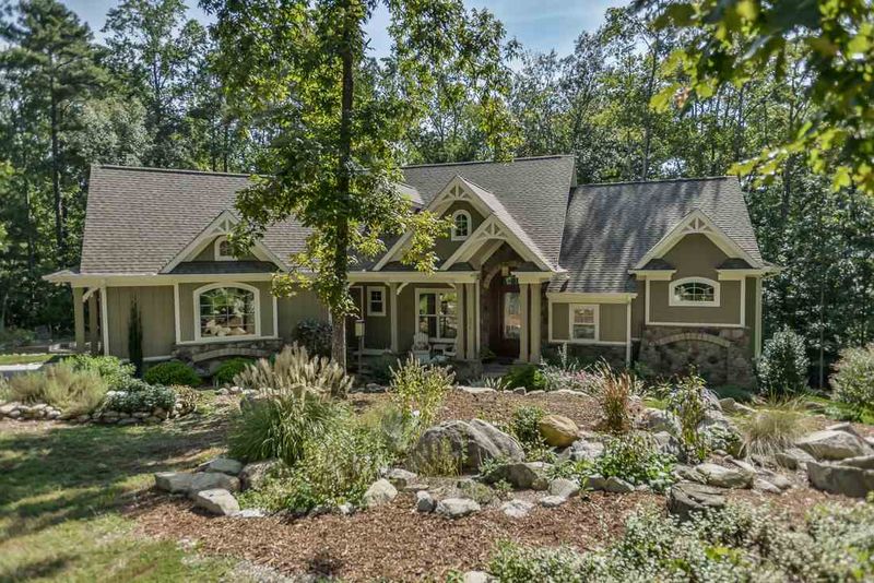 324 Horizon Dr, Pittsboro, NC 27312