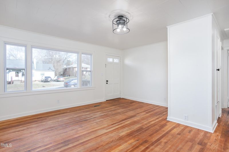 324 Isley Ave, Burlington, NC 27215