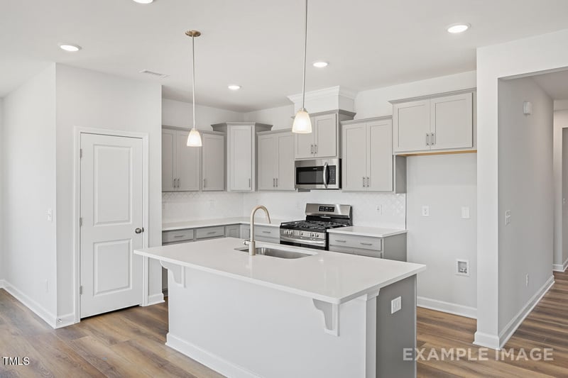 324 Longleaf Glen Ct, Zebulon, NC 27597