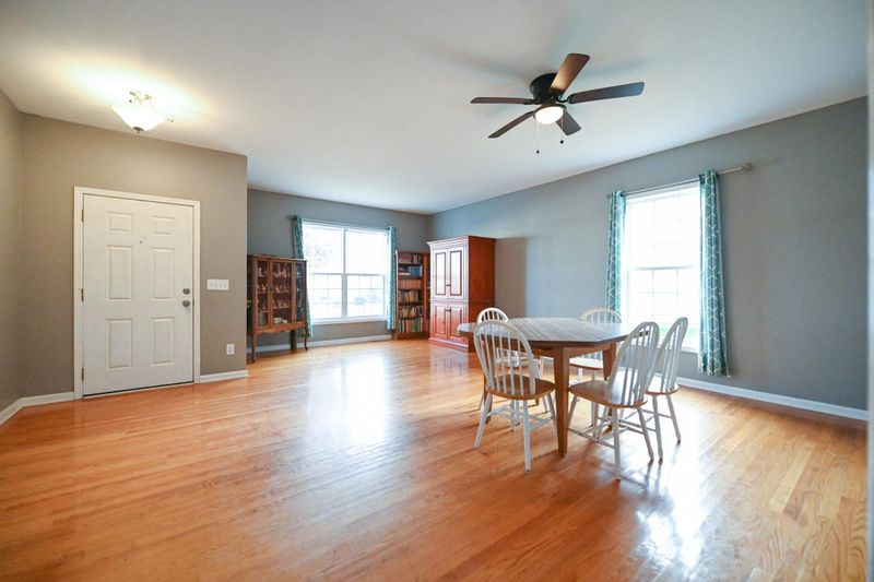 324 Mickleson Ridge Dr, Raleigh, NC 27603