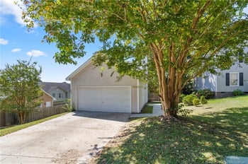 324 Nettletree Ln, Fayetteville, NC 28301