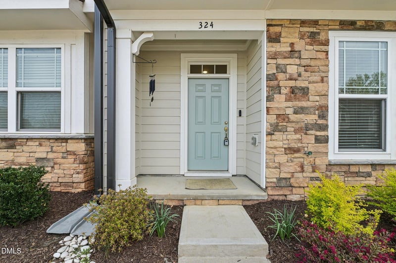 324 Old Grove Ln, Apex, NC 27502