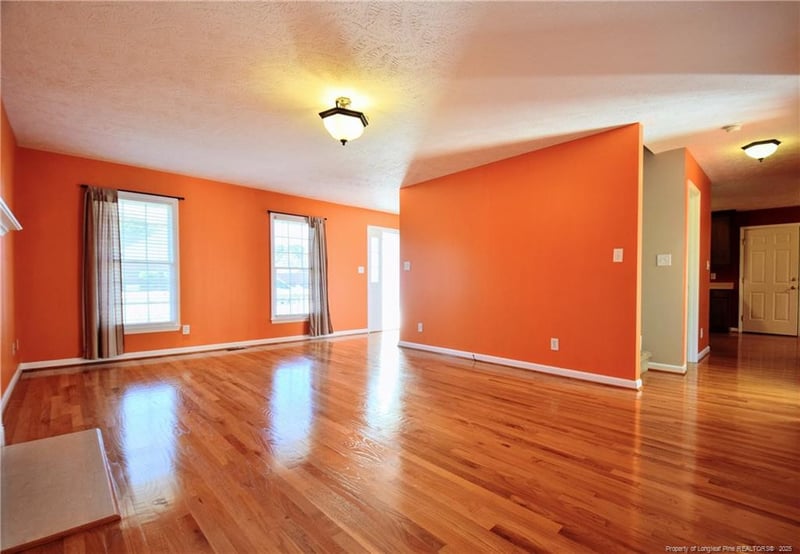 324 Roundtree Dr, Fayetteville, NC 28303