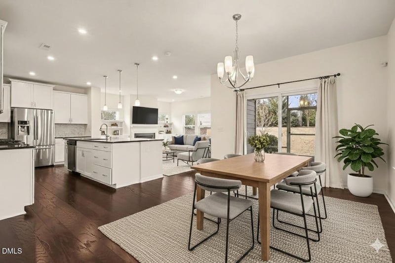 324 Sage Oak Ln, Holly Springs, NC 27540