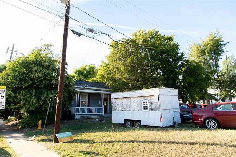 324 S Tarboro St, Raleigh, NC 27610