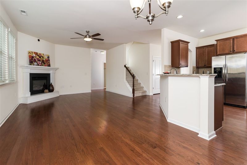 324 Vintage Holly Dr, Durham, NC 27703