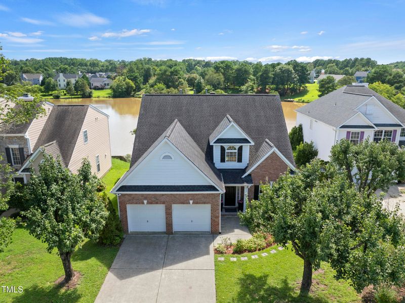 324 N Waters Edge Dr, Durham, NC 27703