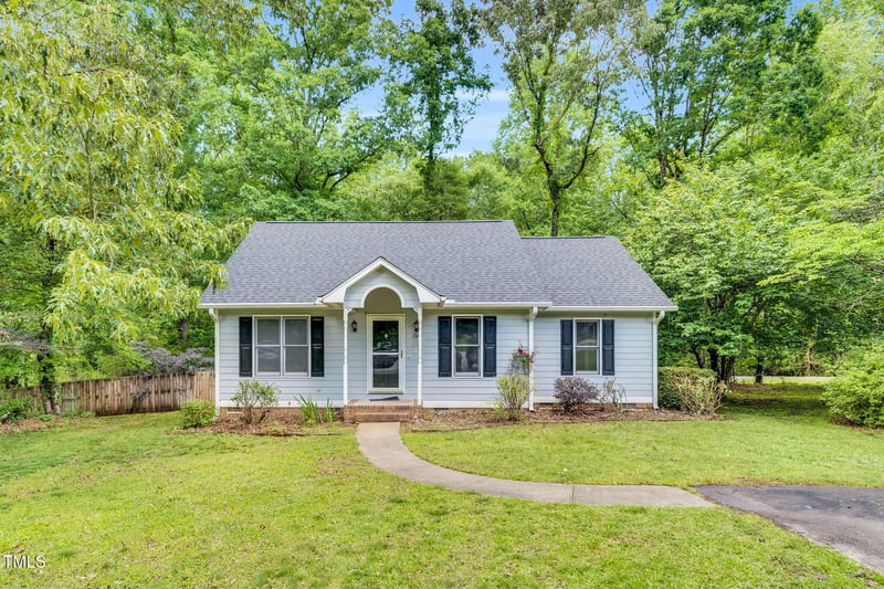 324 Waterside Dr, Sanford, NC 27330