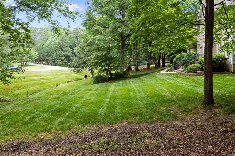 3240 Bentwillow Dr, Fuquay Varina, NC 27526