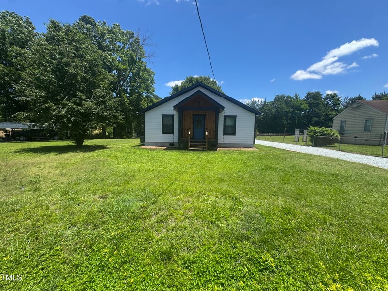 3241 Rowena , Durham, NC 27703