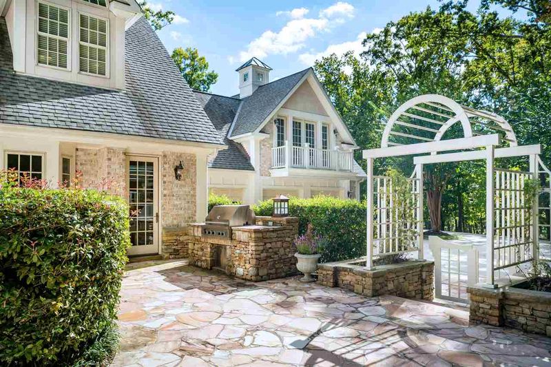 32412 Archdale, Chapel Hill, NC 27517