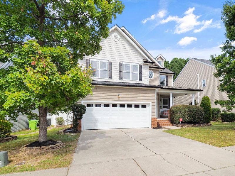 3245 Groveshire Dr, Raleigh, NC 27616
