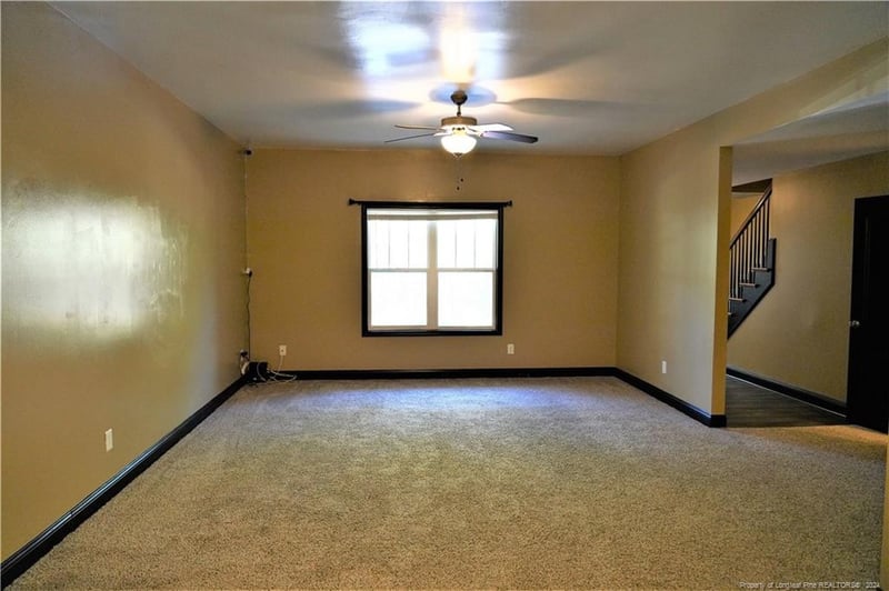 3246 Green Valley Rd, Fayetteville, NC 28301