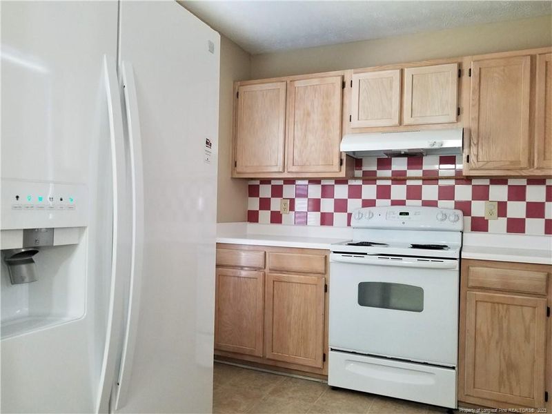 3246 Melba Dr, Fayetteville, NC 28301