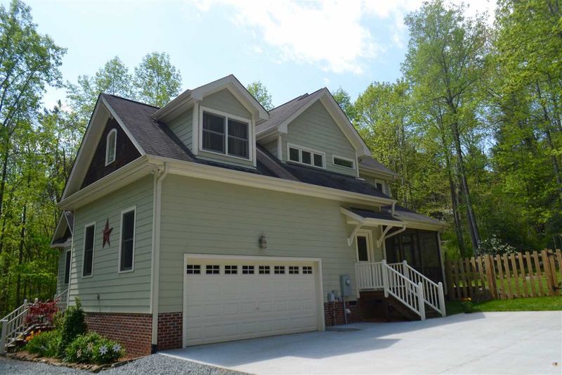 3247 Hamlet Chapel Rd, Pittsboro, NC 27312
