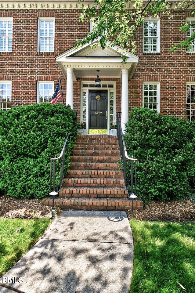 3249 Anderson Dr, Raleigh, NC 27609