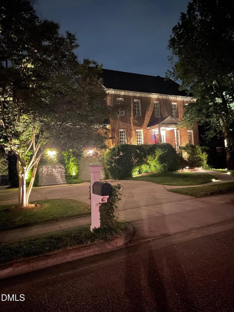3249 Anderson Dr, Raleigh, NC 27609