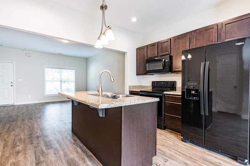 325 - 327 W Whitaker St, Clayton, NC 27520