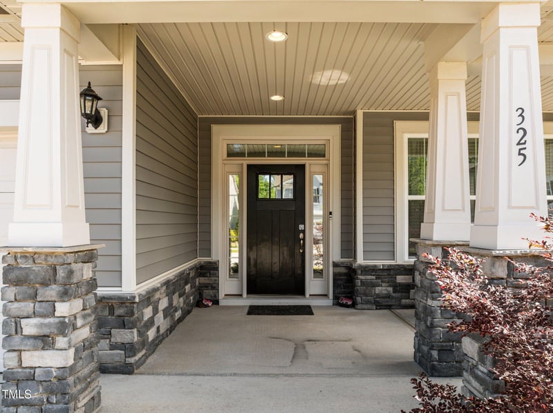 325 Avery Glenn Way, Fuquay Varina, NC 27526