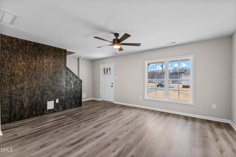 325 Baker St, Four Oaks, NC 27524