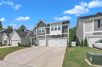 325 Buckhorn Branch Pk, Clayton, NC 27520