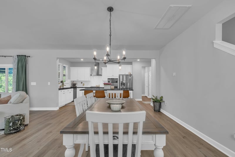 325 Buckhorn Branch Pk, Clayton, NC 27520