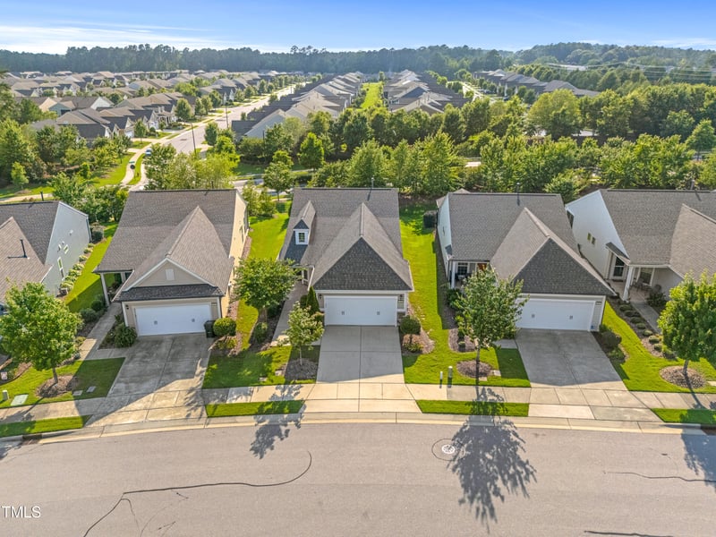 325 Currituck Ln, Durham, NC 27703