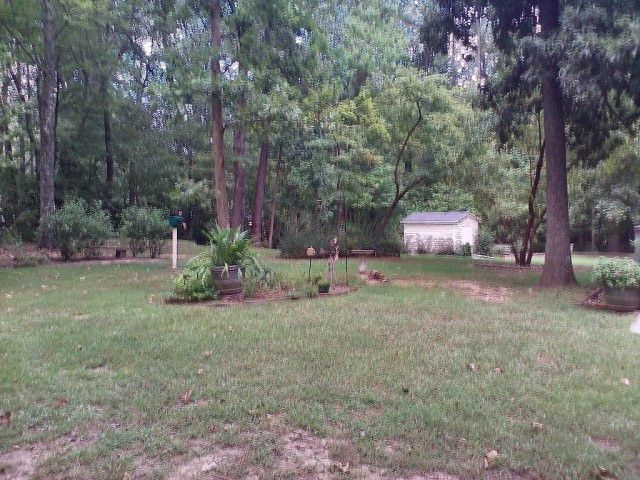 325 N Franklin Dr, Sanford, NC 27330