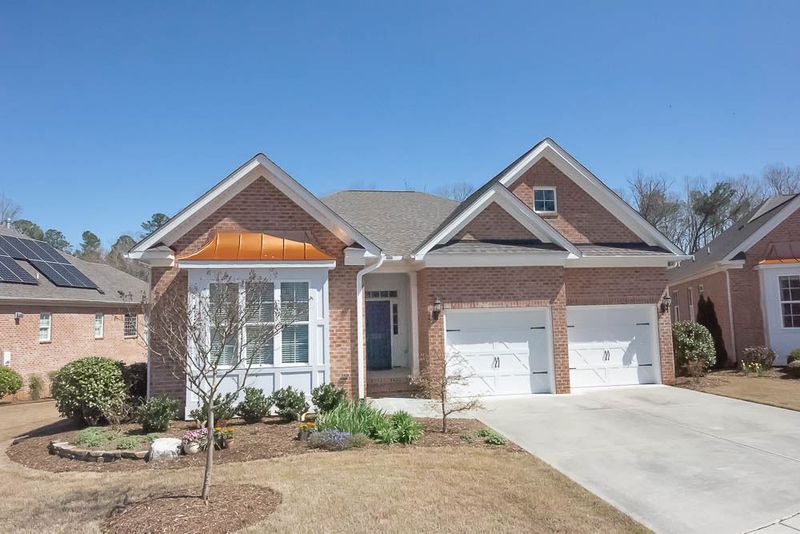 325 Hales Wood Rd, Chapel Hill, NC 27517