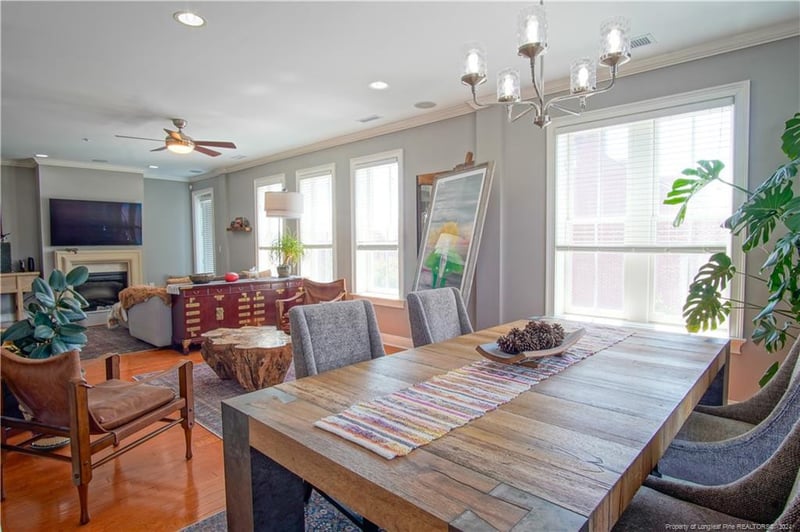 325 Hay St #302, Fayetteville, NC 28301