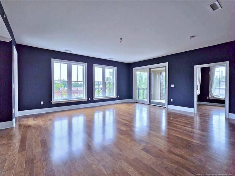 325 Hay St #307, Fayetteville, NC 28301