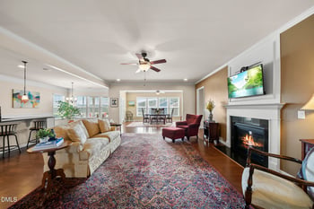 325 Ibis Ln, Durham, NC 27703