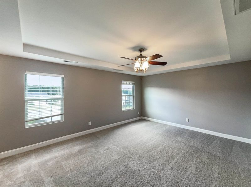 325 Kerriann Ln, Clayton, NC 27520